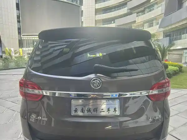 Buick GL8 2017