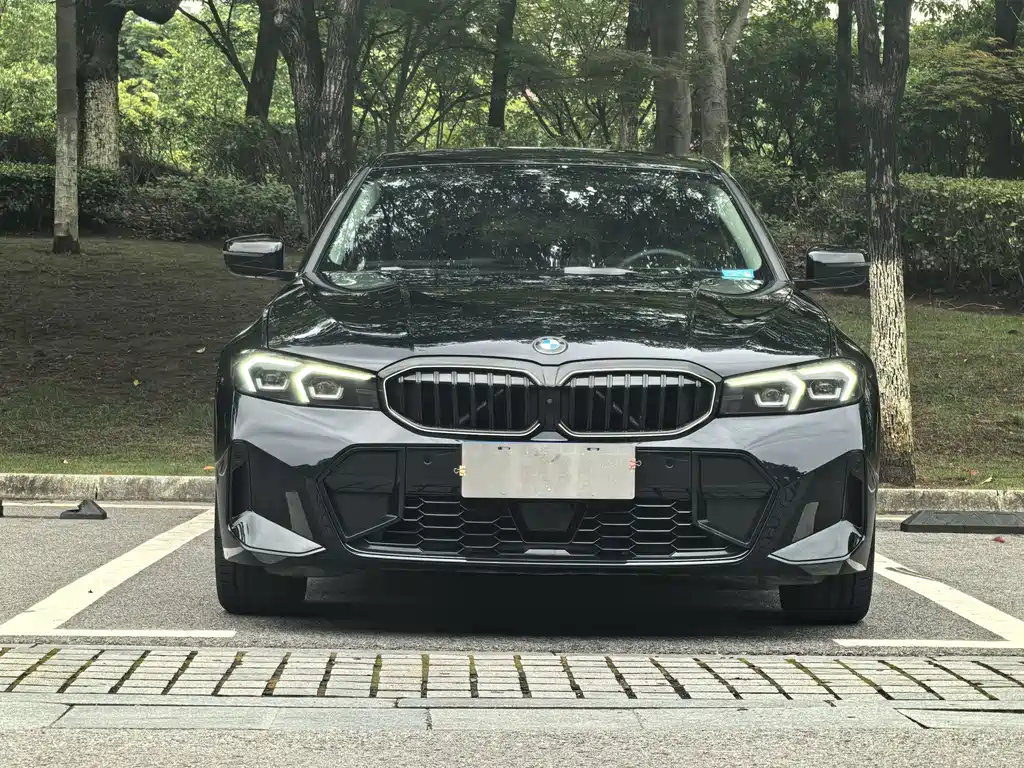BMW 3 Series 2025