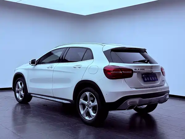 Mercedes-Benz GLA 2018