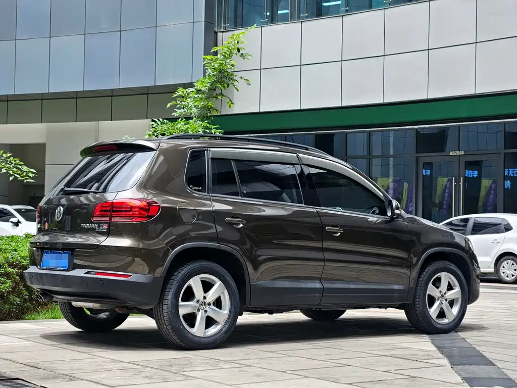 Volkswagen Tiguan 2014 — фото 19
