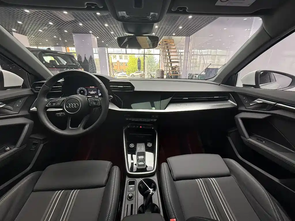 Audi A3 2022 — фото 15