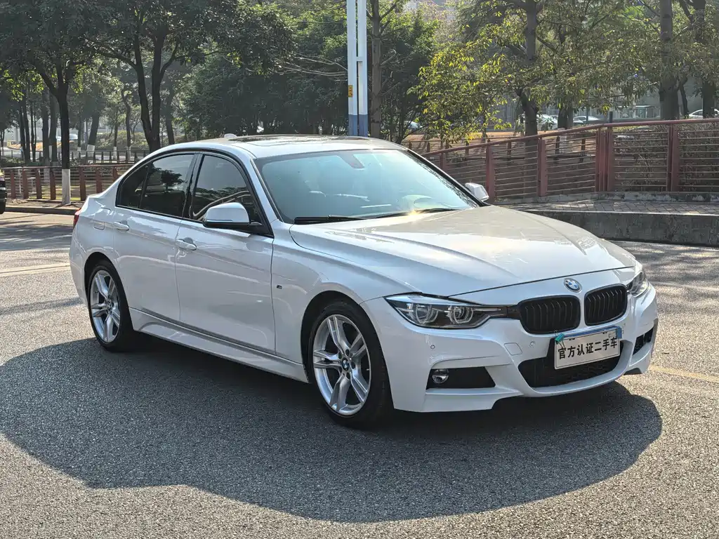 BMW 3 Series 2018 — фото 3