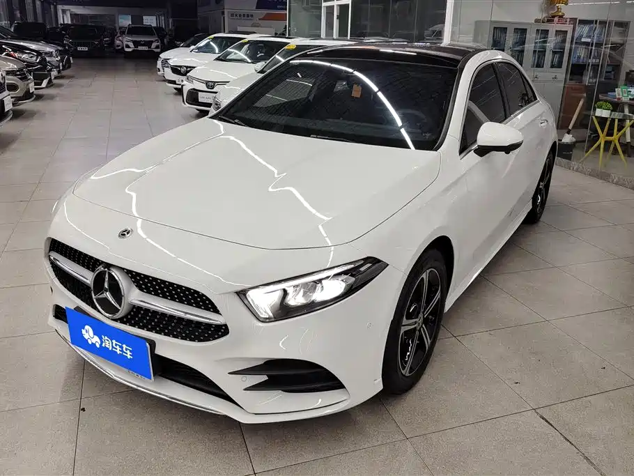 Mercedes-Benz A-Class 2023 — фото 1