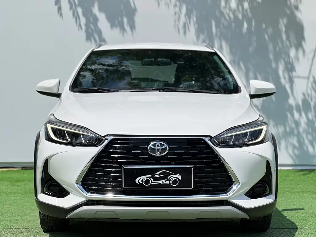 Toyota Yaris L 2022
