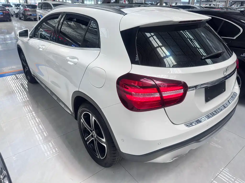 Mercedes-Benz GLA 2019 — фото 15