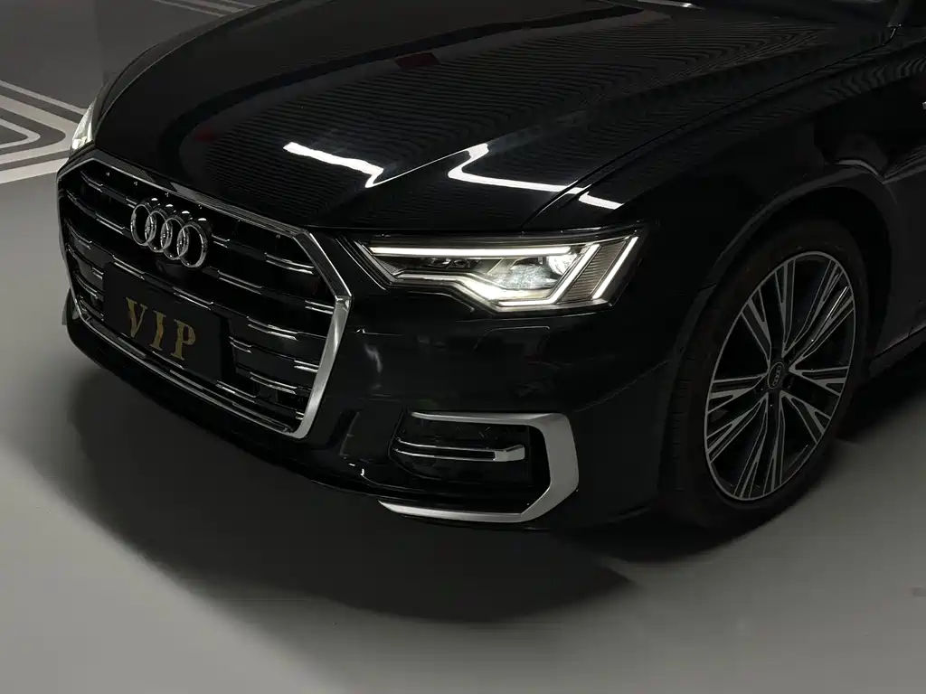 Audi A6L 2025 — фото 4