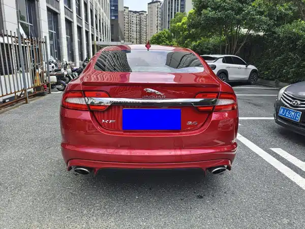 Jaguar XF 2014