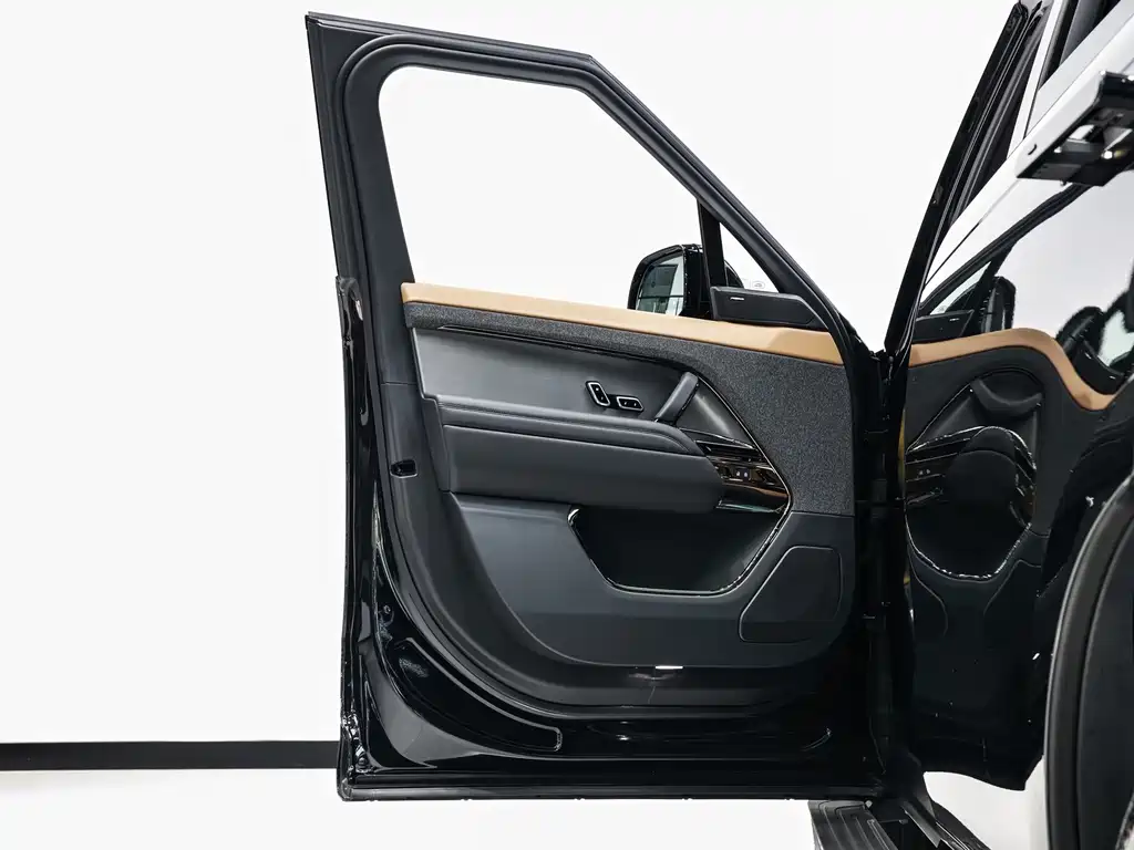 Land Rover Range Rover Sport 2025 — фото 14