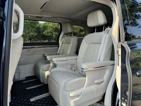 GAC Trumpchi M8 2018