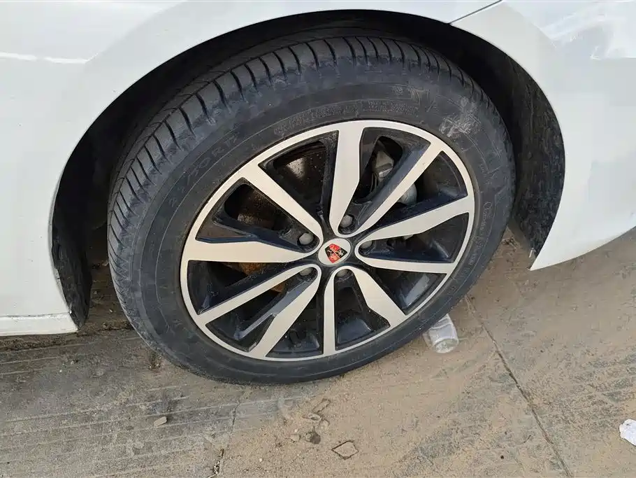 Roewe i6 Classic 2019 — фото 6