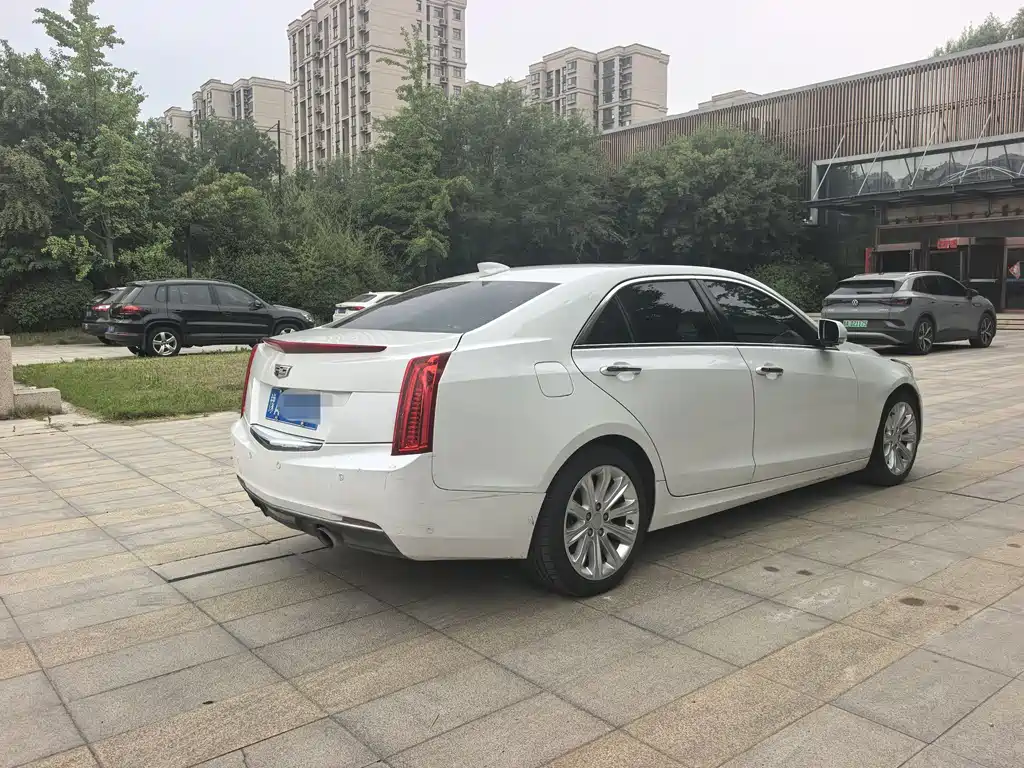 Cadillac ATS-L 2017 — фото 15