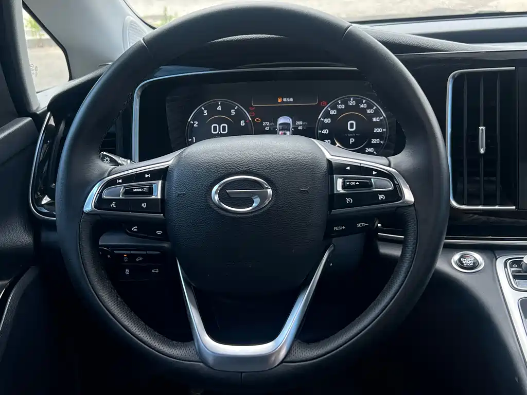 GAC Trumpchi M8 2022 — фото 14