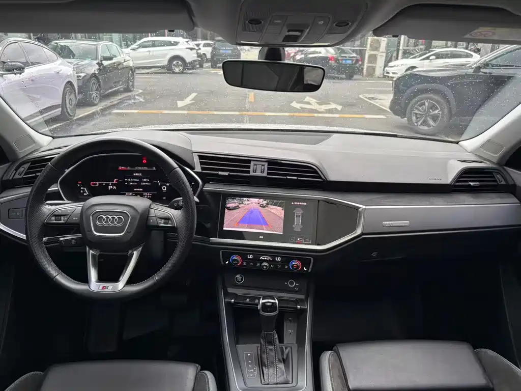 Audi Q3 Sportback 2022 — фото 7