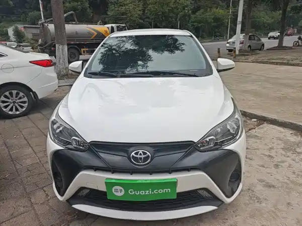 Toyota Yaris L 2020