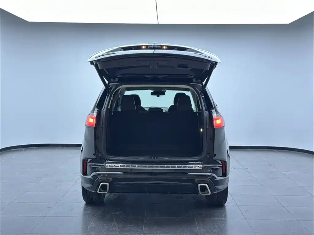 Ford Edge 2020 — фото 11