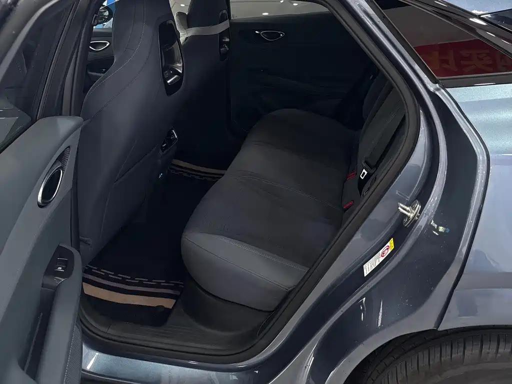 BYD Seal 06GT 2025 — фото 11