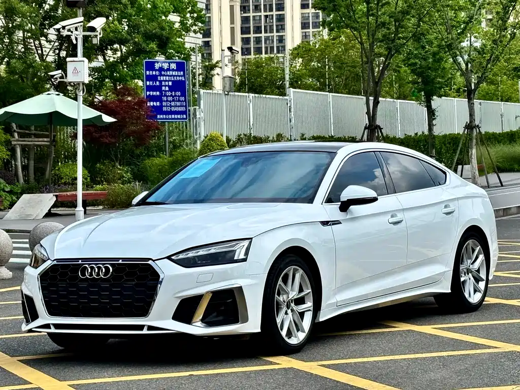 Audi A5 2024 — фото 1