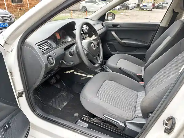 Volkswagen Santana 2016
