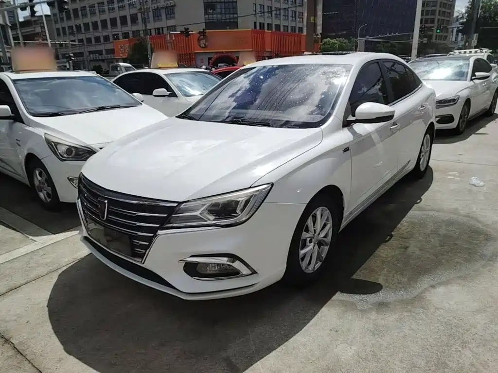 Roewe i5 2020