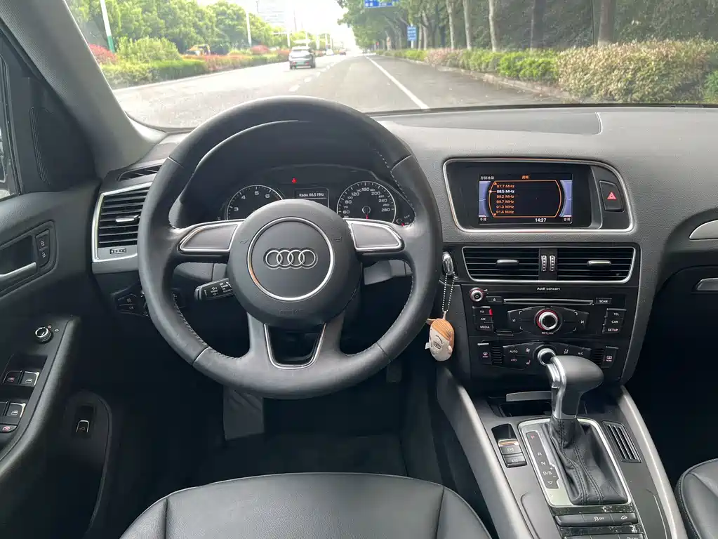 Audi Q5 2017 — фото 13