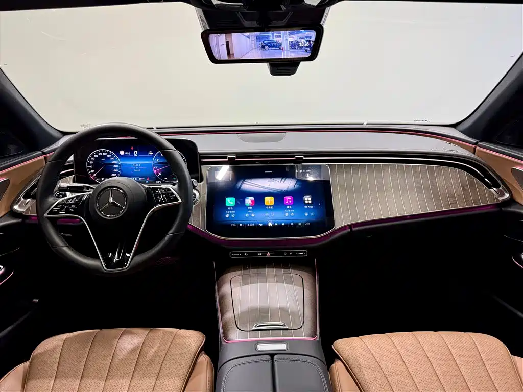 Mercedes-Benz E-Class 2024 — фото 14