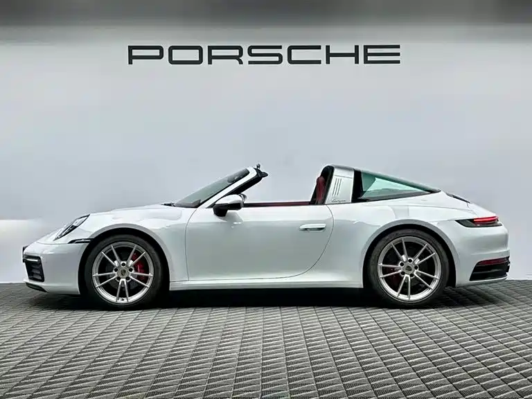 Porsche 911 2022 — фото 4
