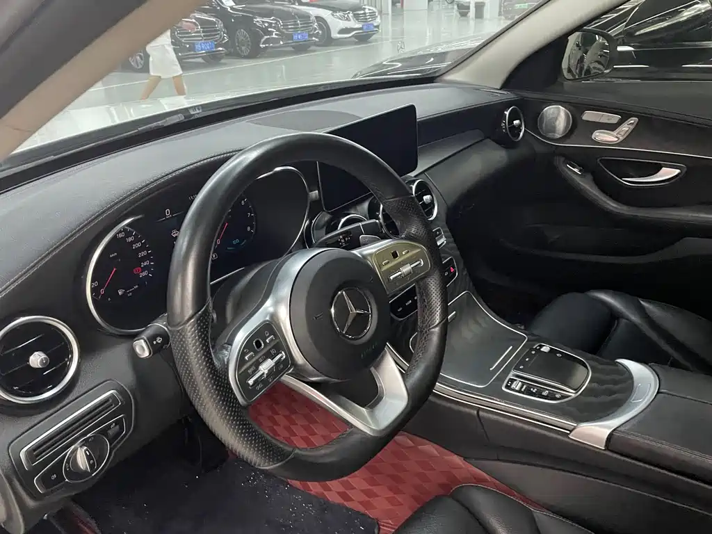 Mercedes-Benz C-Class 2021 — фото 19