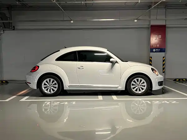 Volkswagen Beetle 2015