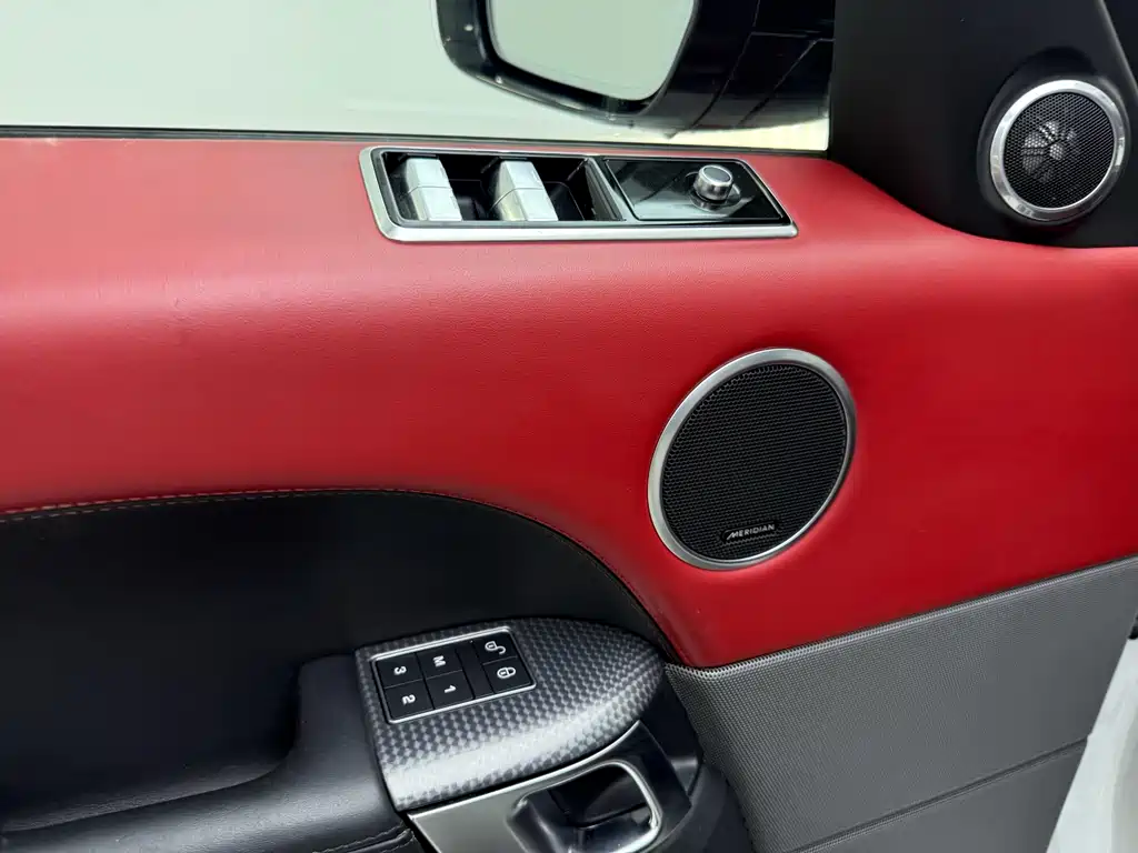 Land Rover Sport 2019 — фото 20