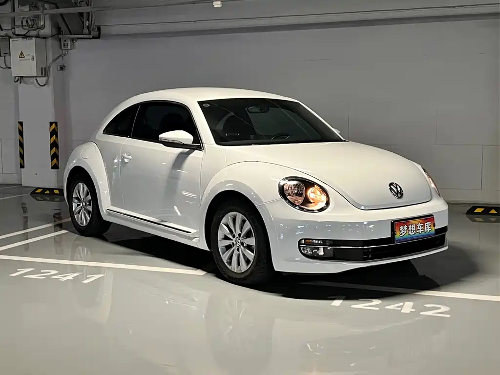 Volkswagen Beetle 2015