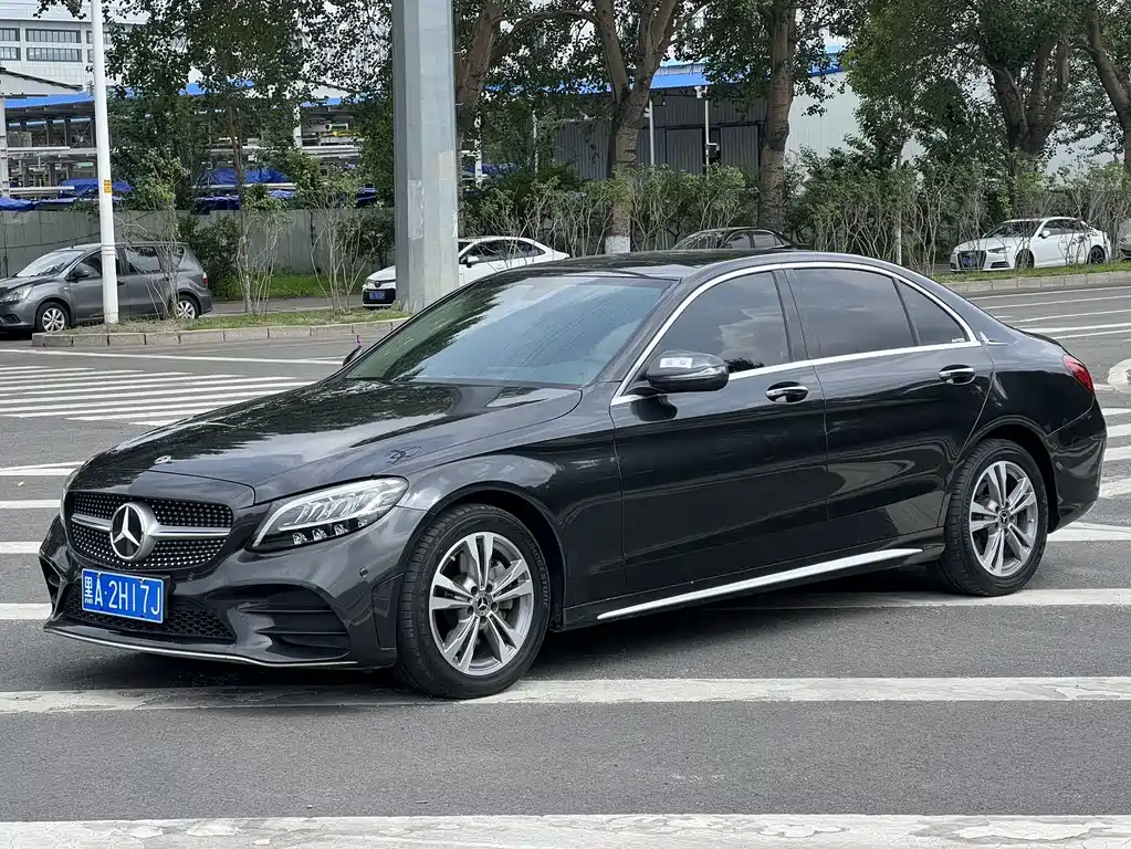 Mercedes-Benz C-Class 2020 — фото 1