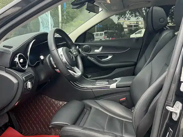 Mercedes-Benz C-Class 2020