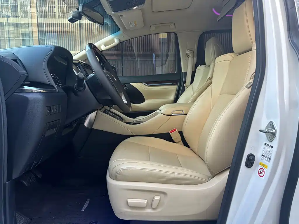 Toyota Alphard 2016 — фото 5