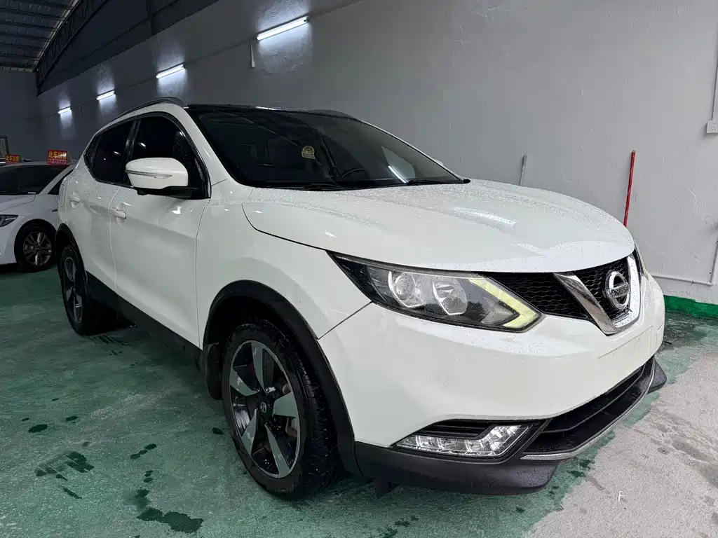 Nissan Qashqai 2018 — фото 2