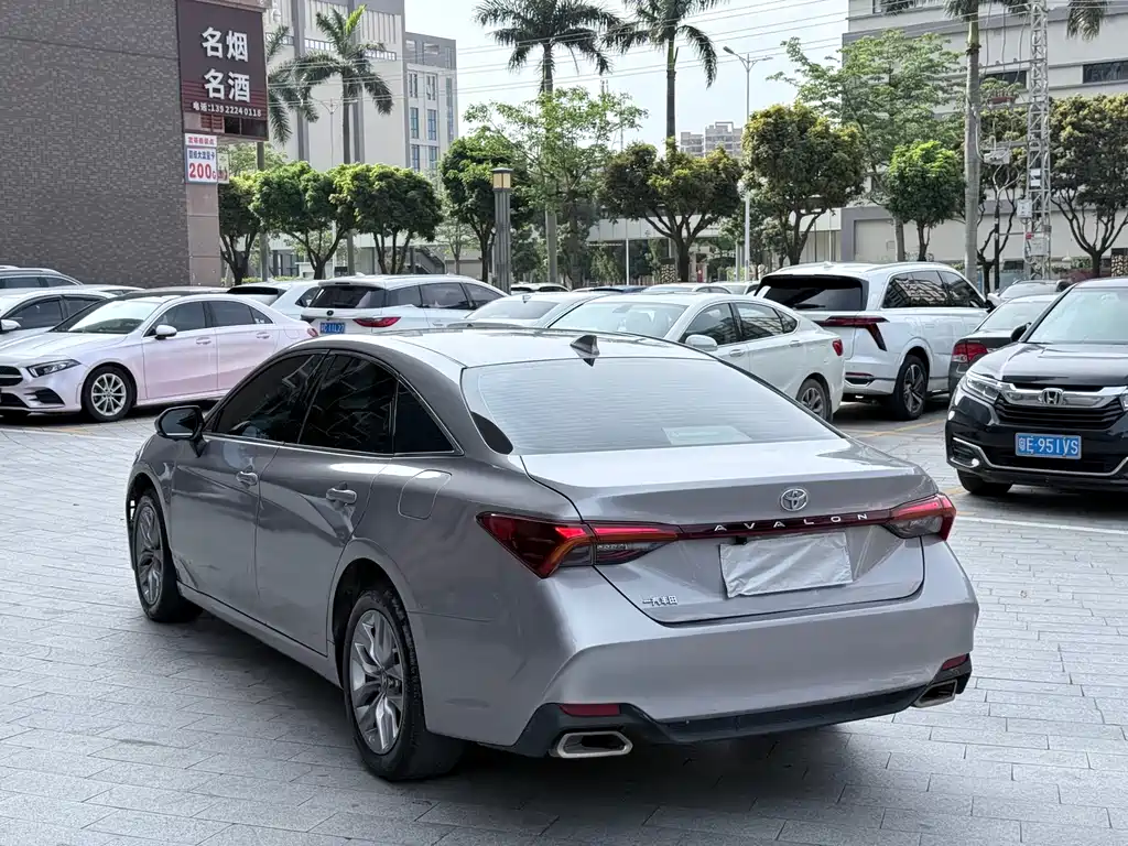 Toyota Avalon 2021 — фото 7