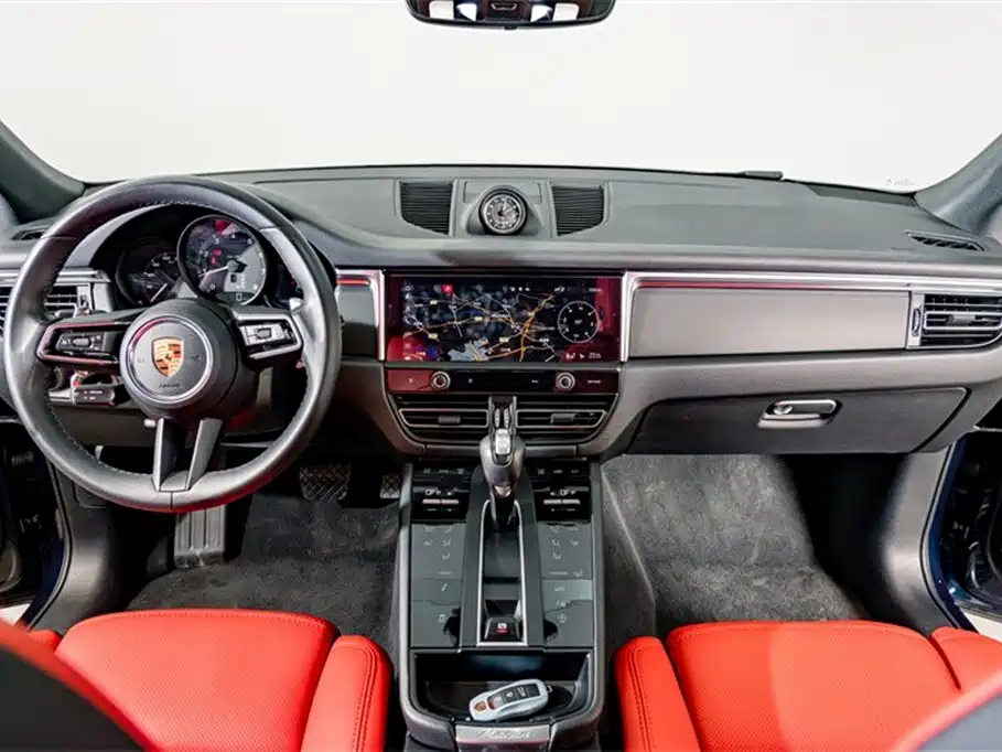 Porsche Macan 2023 — фото 12