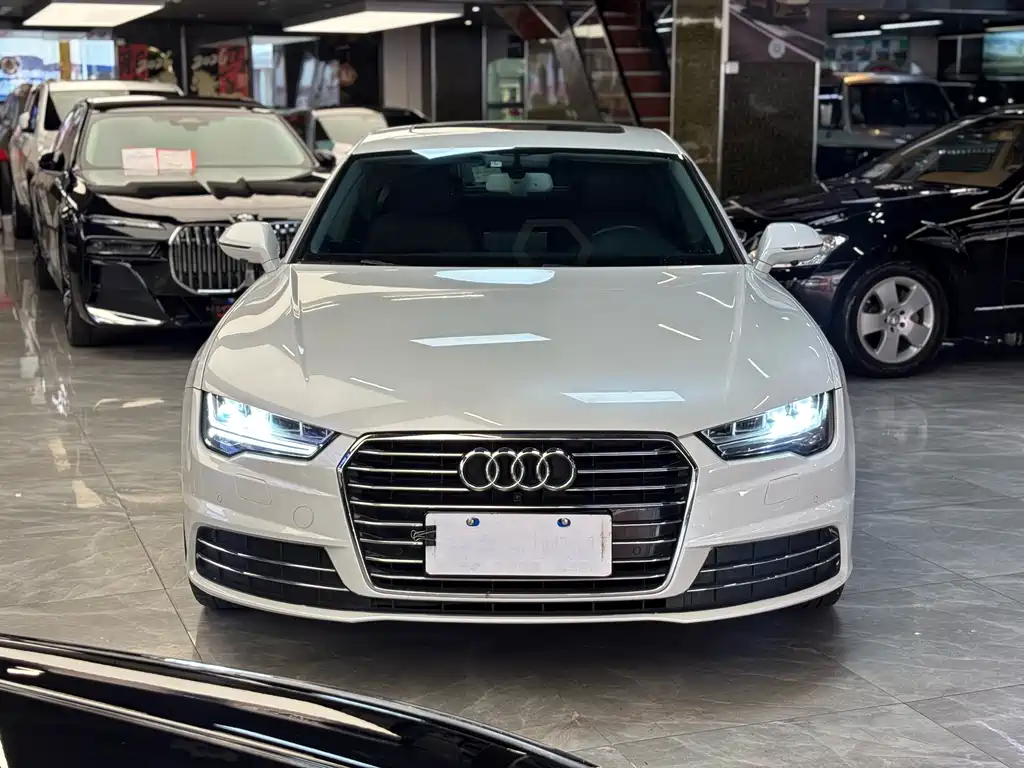 Audi A7 2013 — фото 2