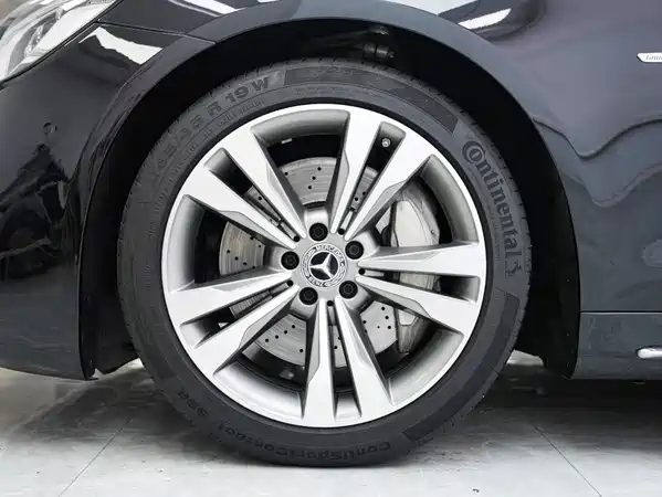 Mercedes-Benz S-Class 2020