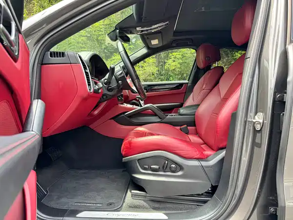 Porsche Cayenne 2019