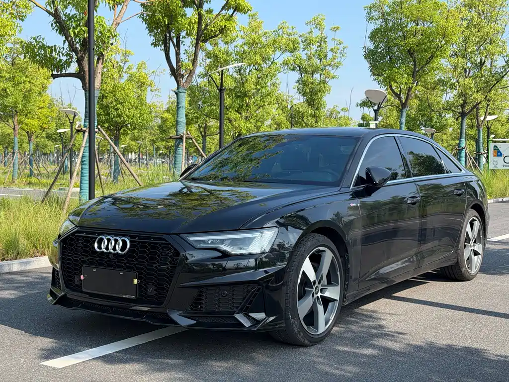 Audi A6L 2022