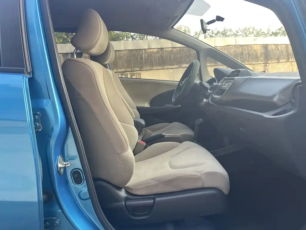 Honda Fit 2013 — фото 21