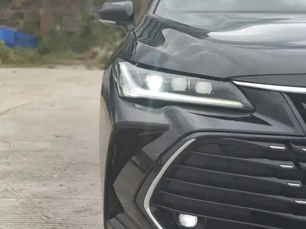 Toyota Avalon 2022