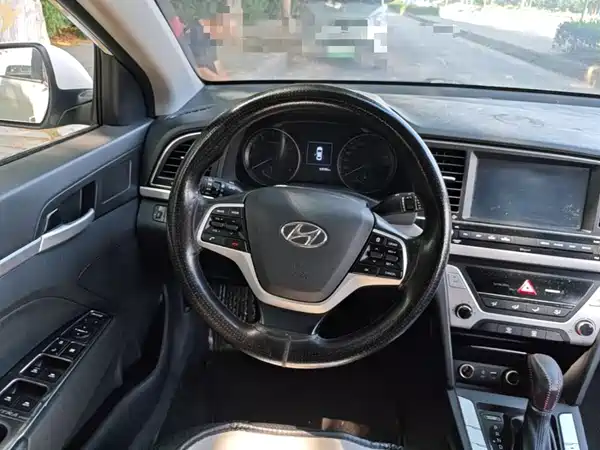 Hyundai Celesta 2016