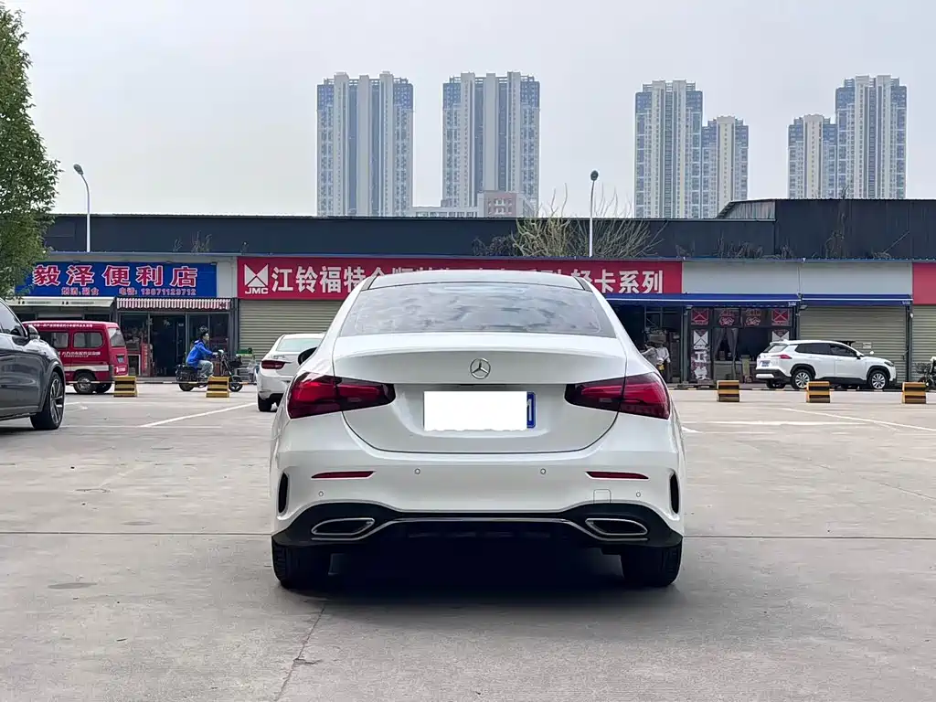Mercedes-Benz A-Class 2023