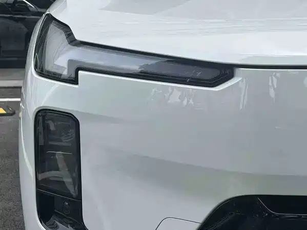 Volvo XC70 Plug-In Hybrid 2025