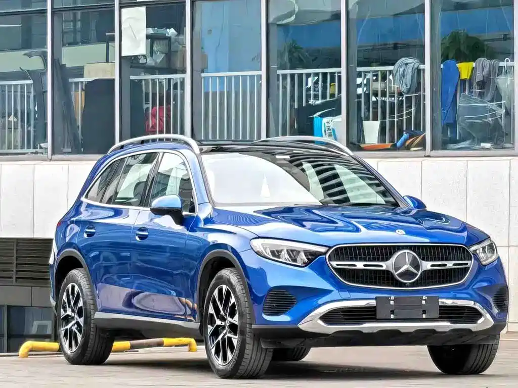 Mercedes-Benz GLC 2025