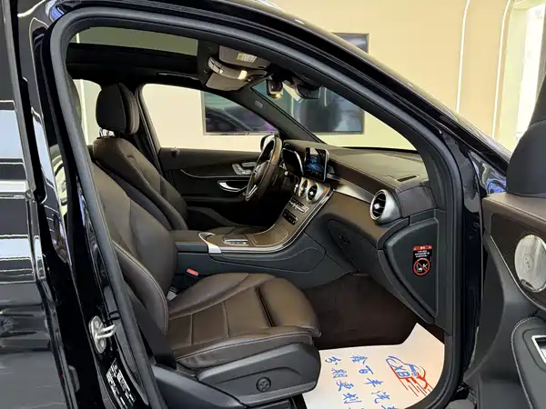 Mercedes-Benz GLC 2021