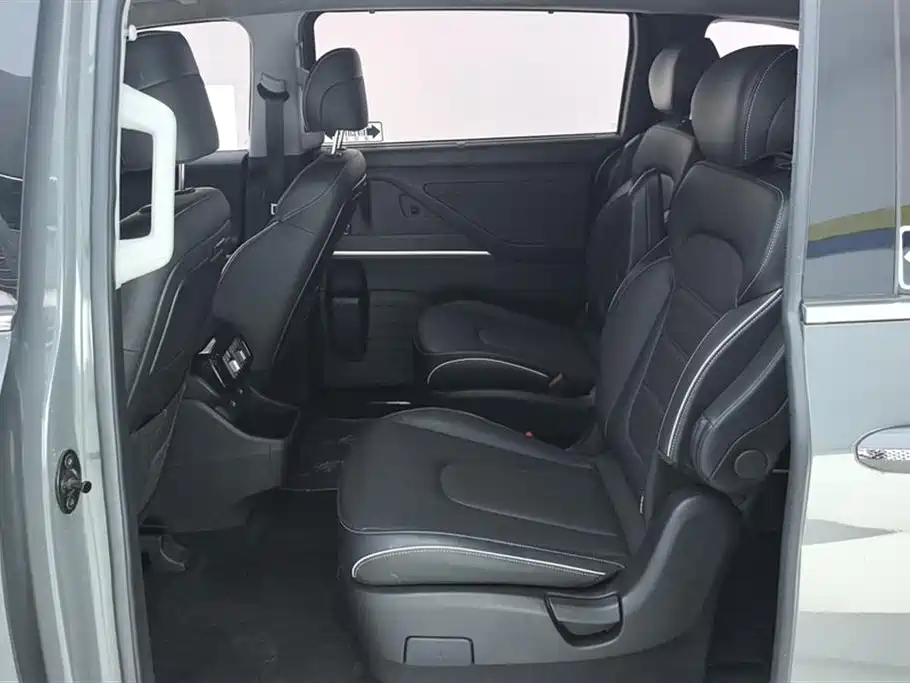 Hyundai Custo 2022 — фото 11
