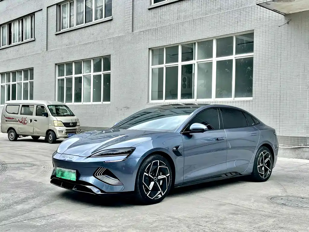 BYD Seal 2023 — фото 1