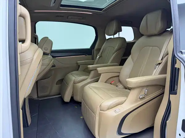 Buick GL8 2021